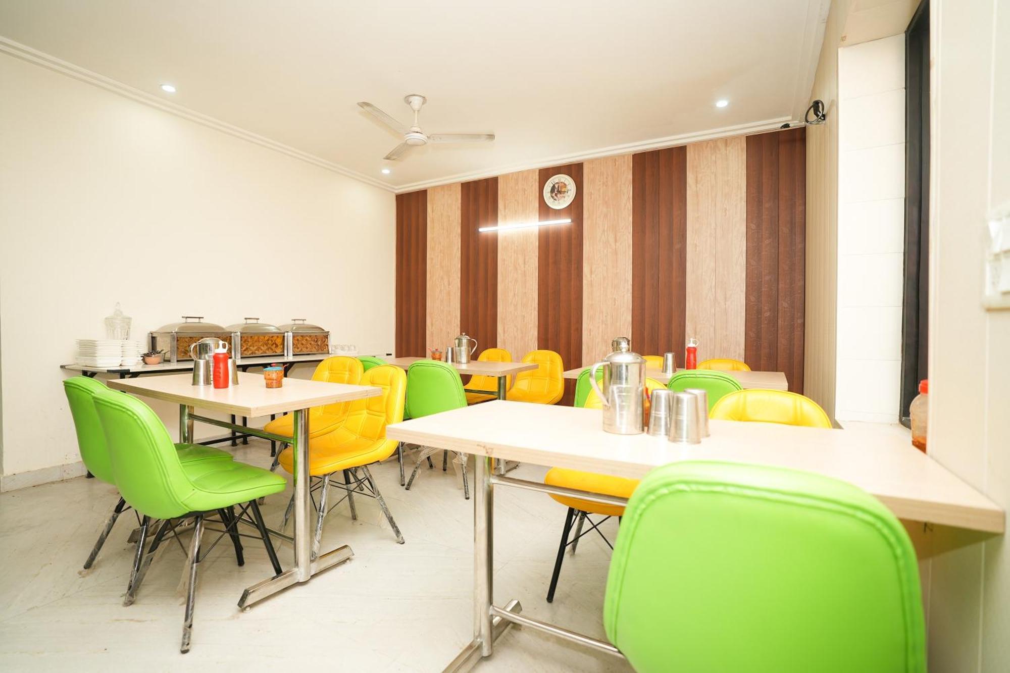 Hotel A.P Residency Gurgaon Buitenkant foto